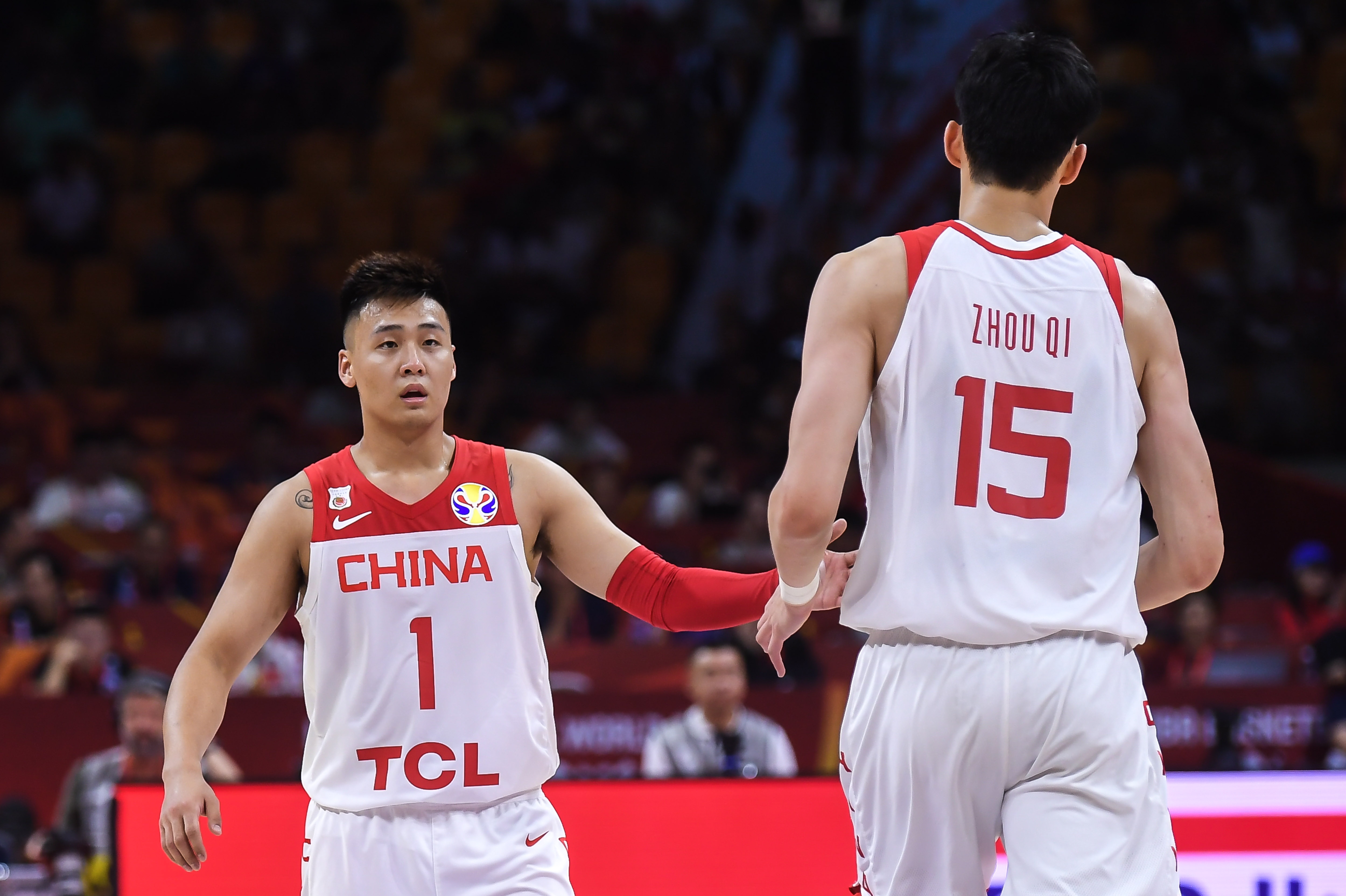 官網(wǎng)更新男籃大名單：周琦&趙睿領銜 高詩巖、余嘉豪、趙嘉義落選