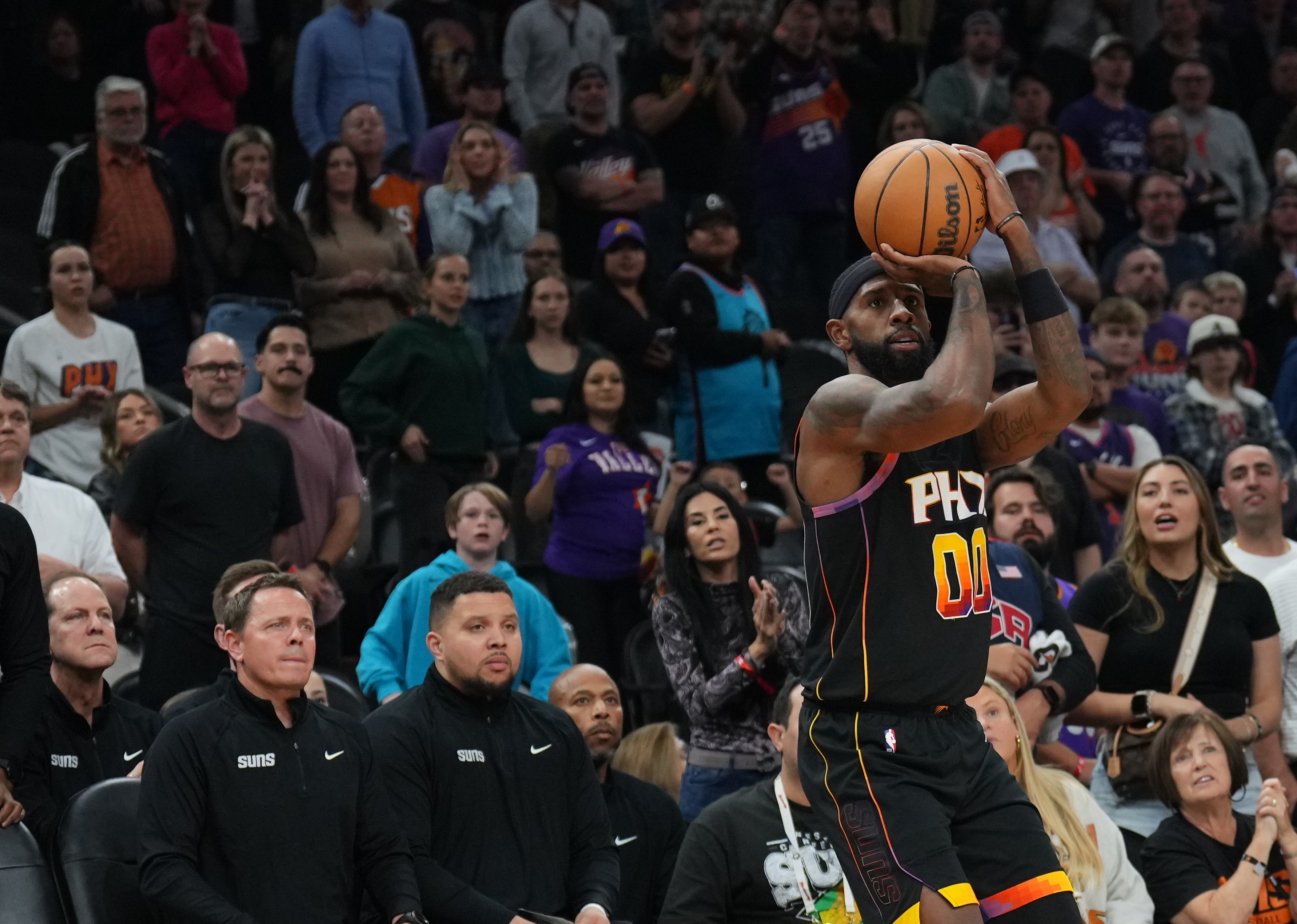 拼盡全力！羅伊斯-奧尼爾16中10空砍生涯新高27分 三分12中6